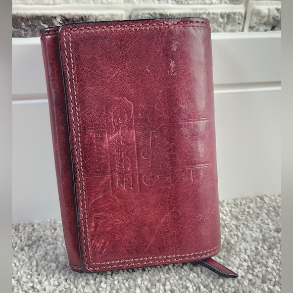 Vintage Coach Women's Leather Wallets - Picture 8 of 8